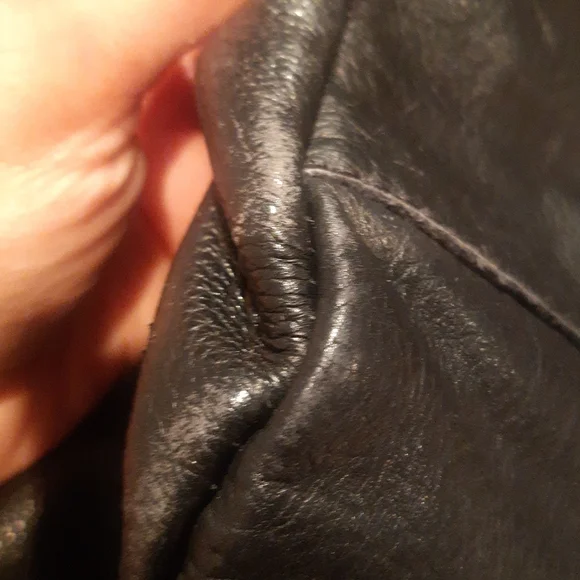 LIEBESKIND Berlin hobo bag - Picture 10 of 13